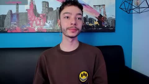 Snapshot of noah_ricci_ chatting on December 10, 12:05 pm online show from December 10, 12:05 pm
