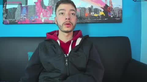 Snapshot of noah_ricci_ chatting on December 31, 11:09 am online show from December 31, 11:09 am