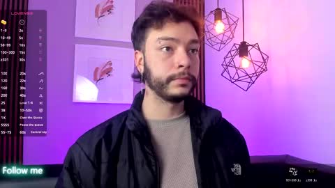 Snapshot of noah_ricci_ chatting on May 11, 12:00 pm online show from May 11, 12:00 pm