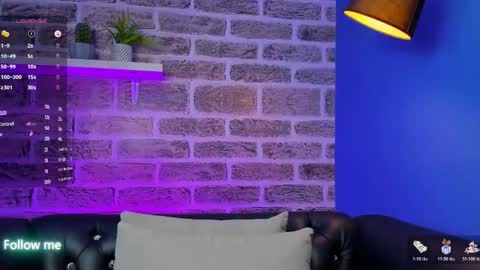 Snapshot of noah_ricci_ chatting on May 18, 12:00 pm online show from May 18, 12:00 pm
