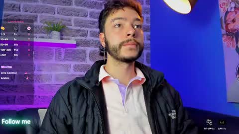Snapshot of noah_ricci_ chatting on June 16, 11:57 am online show from June 16, 11:57 am