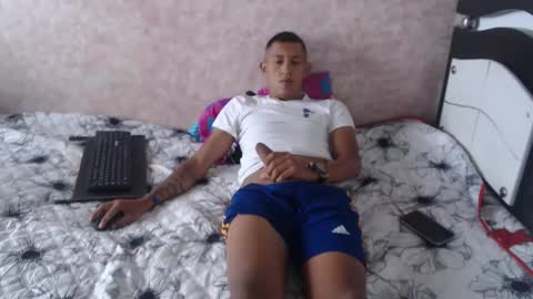 Snapshot of noah_roberts_ chatting on January 24, 1:03 pm Noah online show from January 24, 1:03 pm