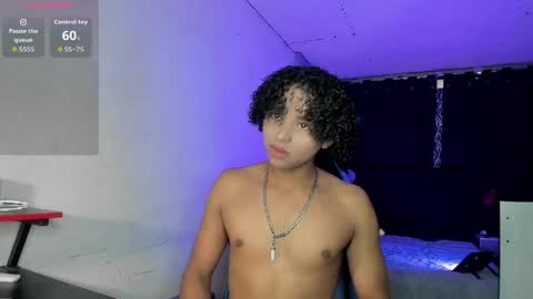 Snapshot of noah_smith04 chatting on April 9, 7:41 pm noah_smith04 online show from April 9, 7:41 pm