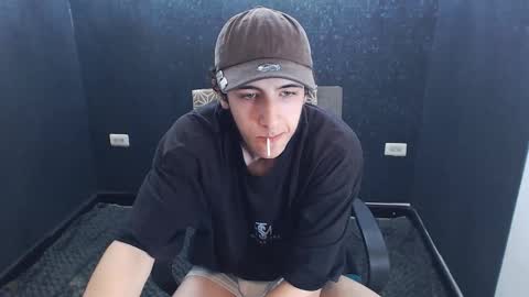 noah_sokolov online show from November 14, 7:56 pm