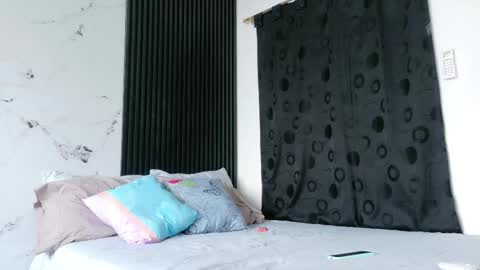 noah tyler  online show from March 3, 6:36 pm