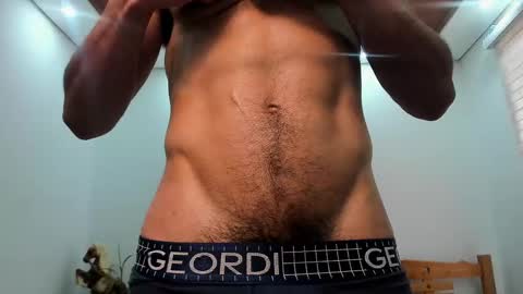 Snapshot of noahbrawn chatting on October 22, 1:00 pm LIAM- noah online show from October 22, 1:00 pm