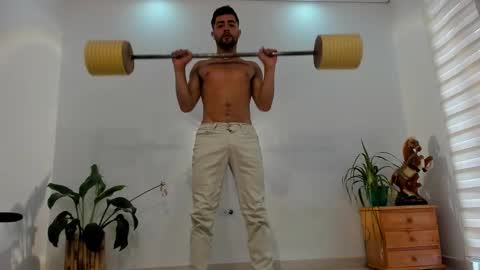 LIAM- noah online show from January 9, 1:14 pm