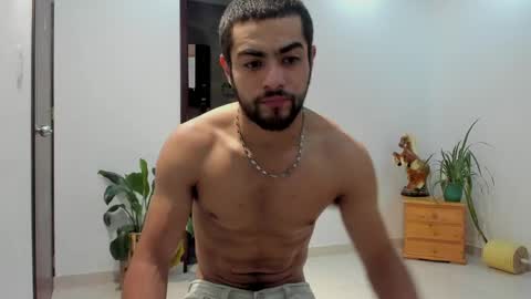LIAM- noah online show from April 28, 11:26 am