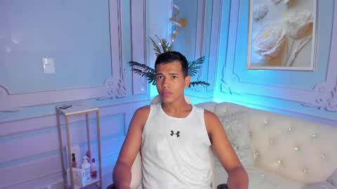 Snapshot of noahdark_ chatting on June 26, 2:38 am NOAH online show from June 26, 2:38 am