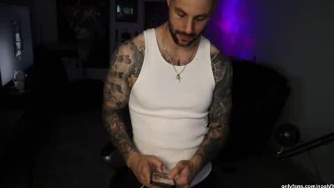 Noah Fitt online show from May 5, 2:41 am