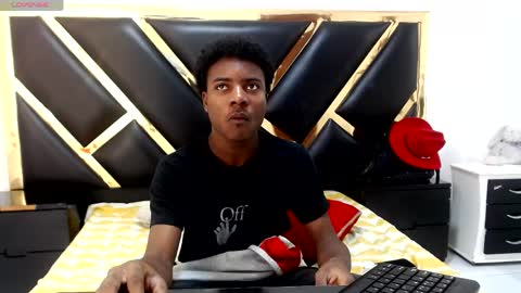 noah online show from May 2, 11:26 am