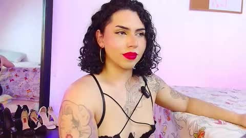 noahmonroe_11 online show from November 23, 7:46 pm