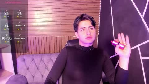 Noah Wolf online show from February 25, 5:06 am