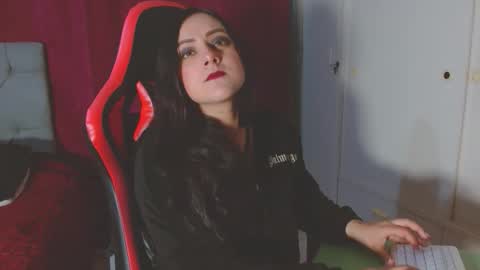 Noamartin online show from December 2, 10:49 pm