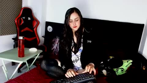 Noamartin online show from June 10, 2:45 am
