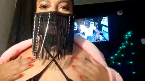 Noa venom online show from July 27, 1:12 am