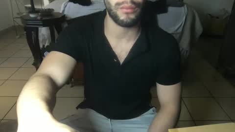 Snapshot of nobudget06 chatting on January 22, 8:06 pm nobudget06 online show from January 22, 8:06 pm