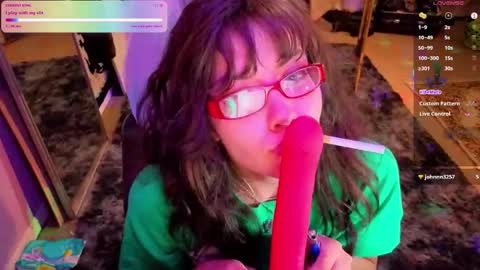 Snapshot of nobunny_owenz chatting on May 20, 3:24 am Nobunny online show from May 20, 3:24 am