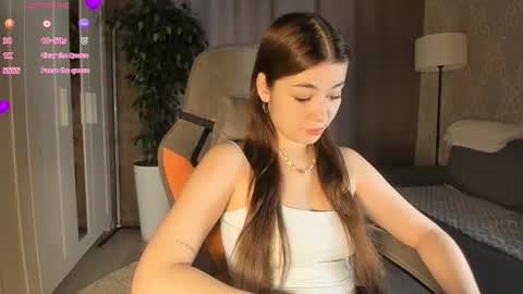 Snapshot of nocturn_meon chatting on October 22, 11:54 am Ashley online show from October 22, 11:54 am