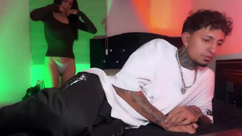 Snapshot of nocturnallovers_ss chatting on January 7, 4:59 am Jean Y Isa online show from January 7, 4:59 am