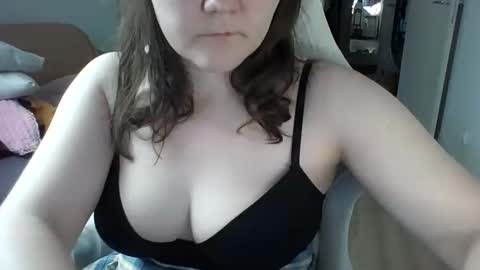 nodarell online show from November 24, 1:00 pm