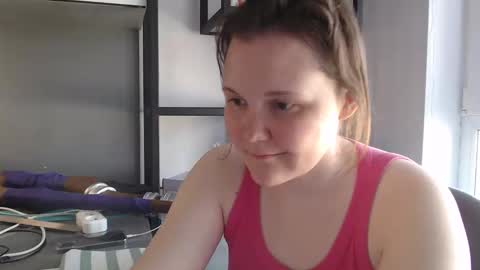 nodarell online show from May 14, 2:13 pm