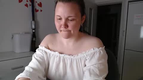nodarell online show from June 5, 9:42 pm