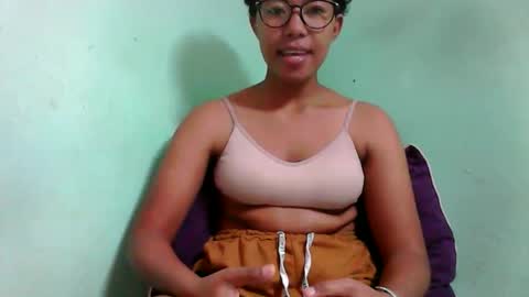 noella711128 online show from November 1, 5:09 am