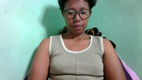 noella711128 online show from November 3, 3:30 am