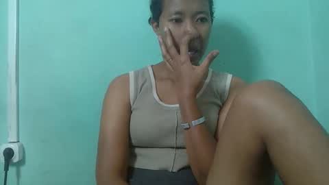 noella711128 online show from December 5, 6:44 am