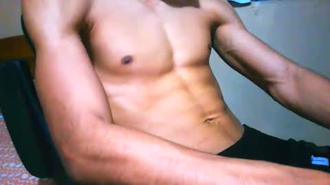 Snapshot of nofacebaby_ chatting on February 12, 12:38 am nofacebaby_ online show from February 12, 12:38 am