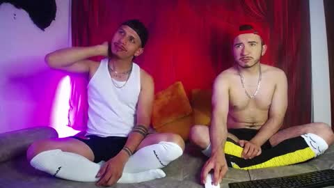 noha_and_iam1 online show from January 11, 11:59 am