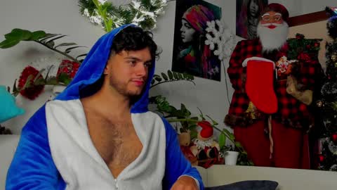 kevin online show from December 15, 7:31 pm