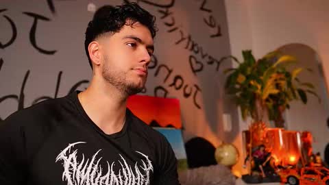 kevin online show from October 16, 5:47 pm