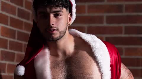 kevin online show from December 15, 11:42 pm