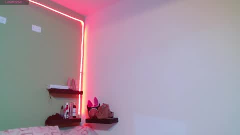 Noha Thomson online show from February 20, 11:32 pm