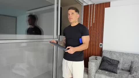 nohabennett7 online show from March 9, 1:20 am