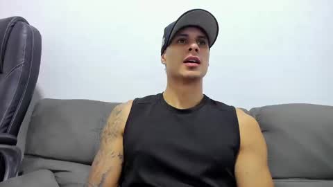 Snapshot of nohanhunter chatting on March 12, 2:01 pm nohanhunter online show from March 12, 2:01 pm