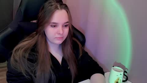 Snapshot of noir_ember_ chatting on November 10, 12:26 pm noir_ember_ online show from November 10, 12:26 pm