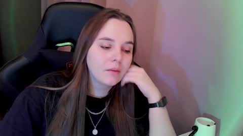 Snapshot of noir_ember_ chatting on November 23, 1:00 pm noir_ember_ online show from November 23, 1:00 pm