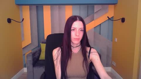 Snapshot of noirdiva chatting on May 4, 5:47 am NoirDiva online show from May 4, 5:47 am