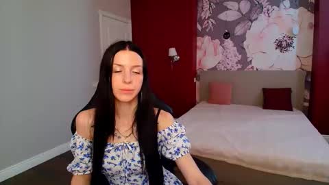 Snapshot of noirdiva chatting on June 10, 12:04 pm NoirDiva online show from June 10, 12:04 pm