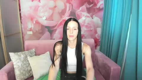 Snapshot of noirdiva chatting on July 5, 6:09 am NoirDiva online show from July 5, 6:09 am