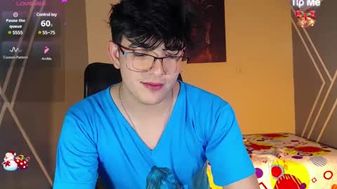 Snapshot of nolan_twink chatting on December 20, 6:13 pm Nolan online show from December 20, 6:13 pm