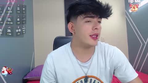 Snapshot of nolan_twink chatting on December 27, 5:59 pm Nolan online show from December 27, 5:59 pm