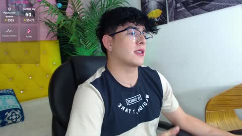 Snapshot of nolan_twink chatting on January 9, 5:54 pm Nolan online show from January 9, 5:54 pm