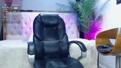 Snapshot of nolan_twink chatting on September 11, 7:03 pm Nolan online show from September 11, 7:03 pm
