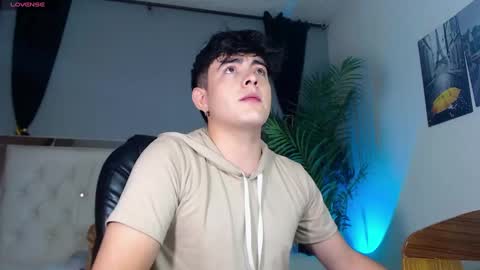 Snapshot of nolan_twink chatting on September 19, 5:57 pm Nolan online show from September 19, 5:57 pm