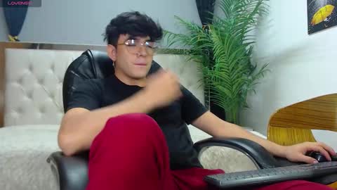 Snapshot of nolan_twink chatting on September 30, 6:02 pm Nolan online show from September 30, 6:02 pm