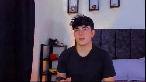 Snapshot of nolan_twink chatting on October 16, 7:59 pm Nolan online show from October 16, 7:59 pm
